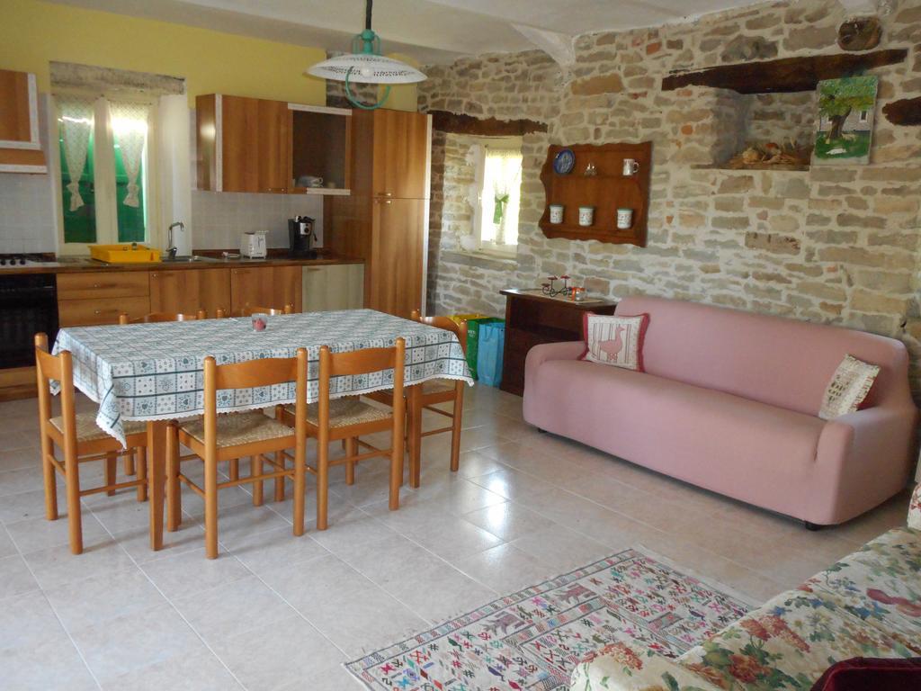 Agriturismo Cascina Serra Cossano Belbo Exteriér fotografie