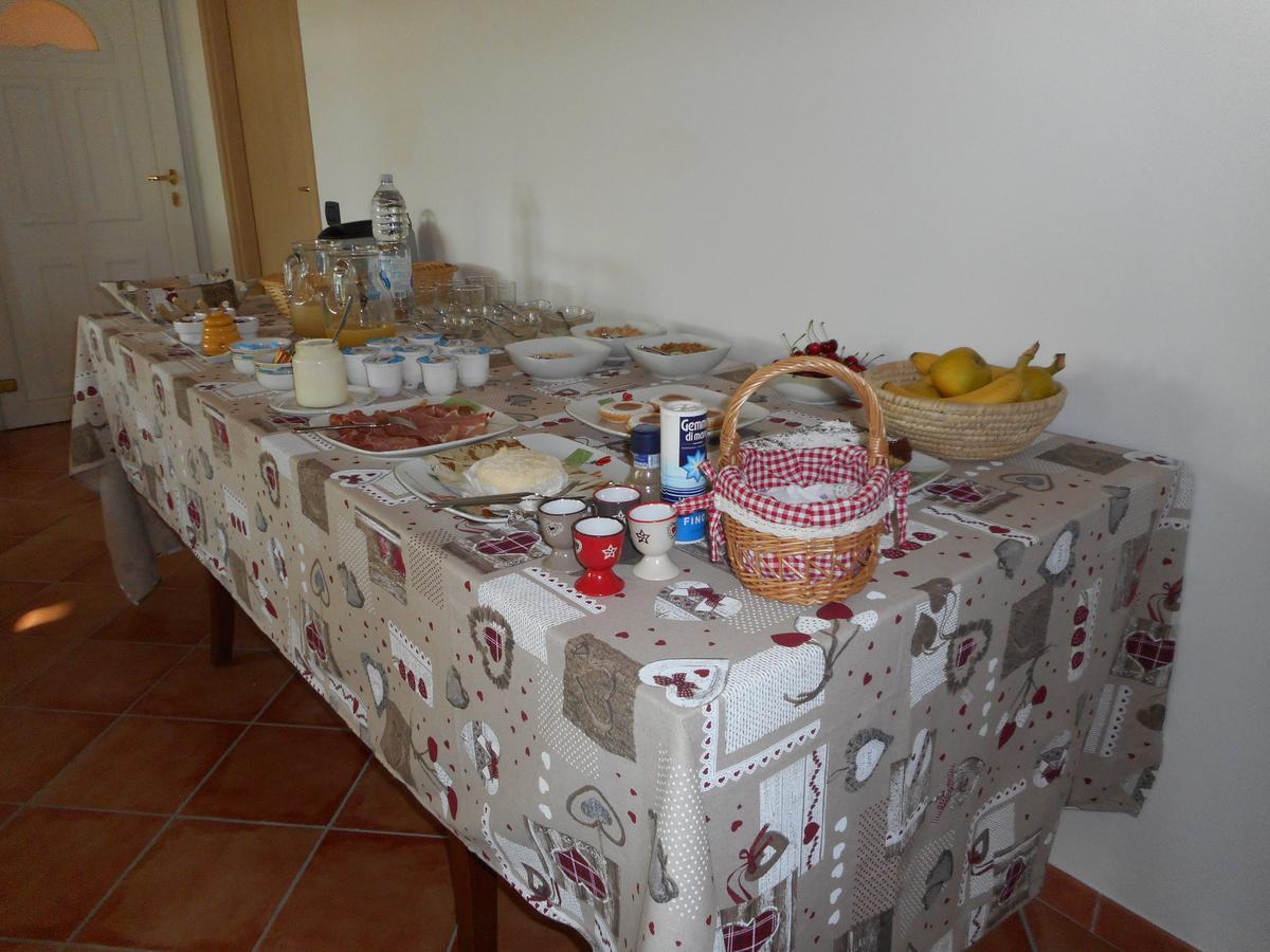 Agriturismo Cascina Serra Cossano Belbo Exteriér fotografie