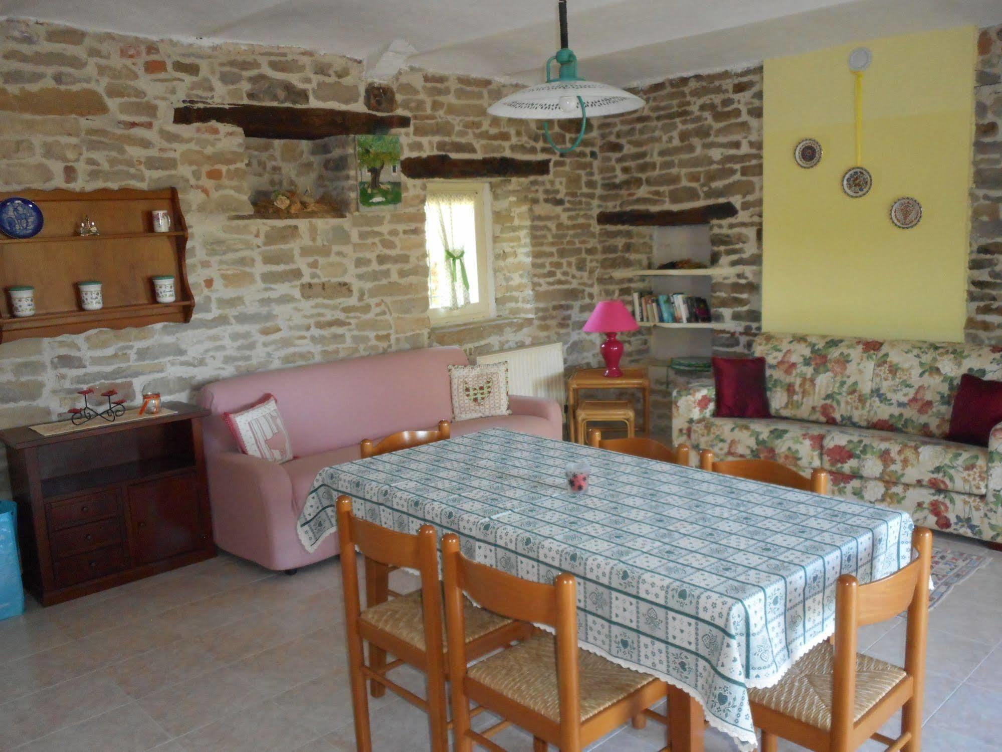 Agriturismo Cascina Serra Cossano Belbo Exteriér fotografie
